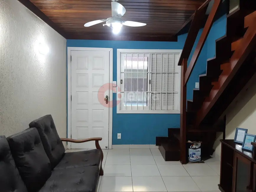 Casa de Condomínio com 3 quartos à venda, 81m2 em Peró, Cabo Frio - RJ - imagem 4 Foto 4 de Casa de Condomínio com 3 quartos à venda, 81m2 em Peró, Cabo Frio - RJ