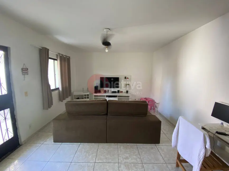 Foto 2 de Casa com 2 quartos à venda, 300m2 em Parque Riviera, Cabo Frio - RJ