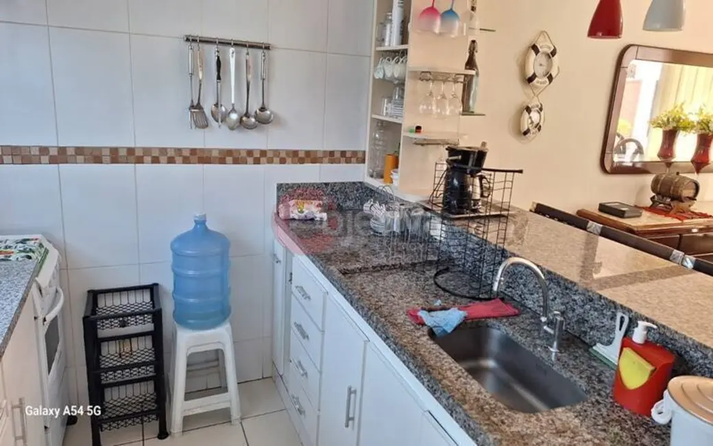 Foto 6 de Apartamento com 3 quartos à venda e para alugar, 90m2 em Foguete, Cabo Frio - RJ