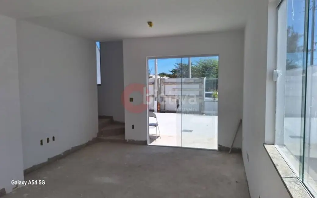 Foto 4 de Casa com 4 quartos à venda, 105m2 em Foguete, Cabo Frio - RJ