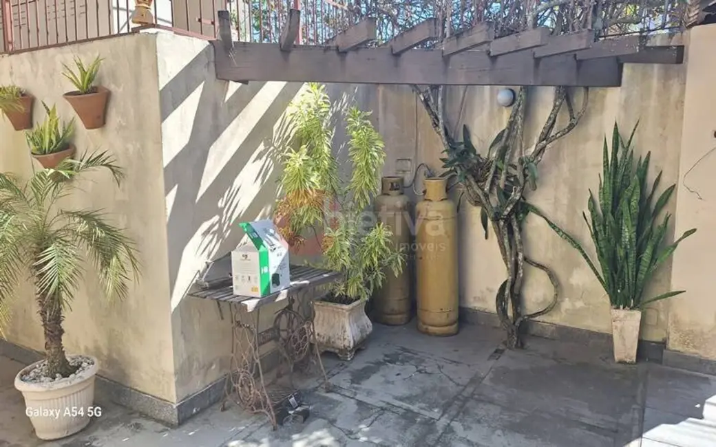 Casa com 2 quartos à venda, 160m2 em Palmeiras, Cabo Frio - RJ - imagem 5 Foto 5 de Casa com 2 quartos à venda, 160m2 em Palmeiras, Cabo Frio - RJ