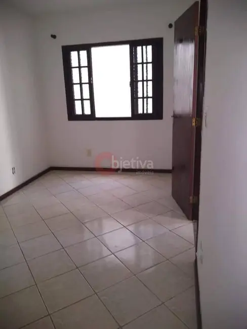 Casa de Condomínio com 3 quartos à venda, 90m2 em São Cristóvão, Cabo Frio - RJ - imagem 6 Foto 6 de Casa de Condomínio com 3 quartos à venda, 90m2 em São Cristóvão, Cabo Frio - RJ