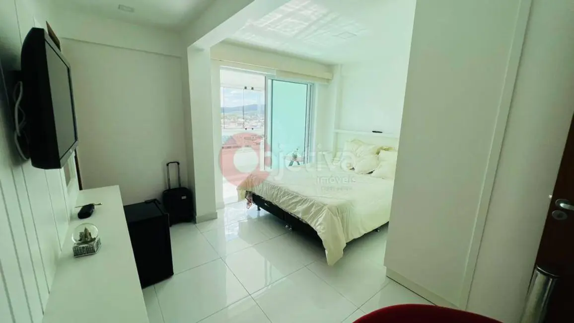 Cobertura com 3 quartos à venda em Centro, Cabo Frio - RJ - imagem 7 Foto 7 de Cobertura com 3 quartos à venda em Centro, Cabo Frio - RJ