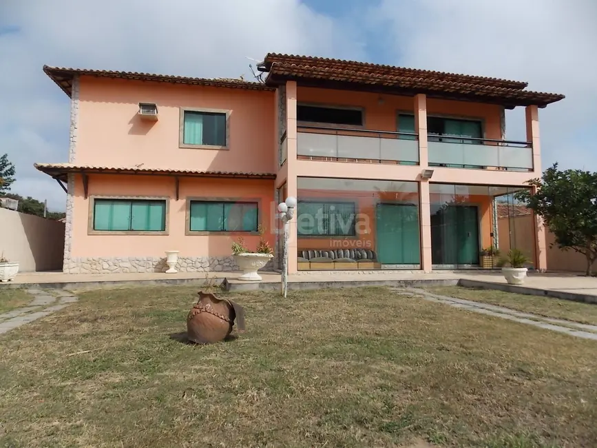 Foto 1 de Casa com 5 quartos à venda, 700m2 em Palmeiras, Cabo Frio - RJ