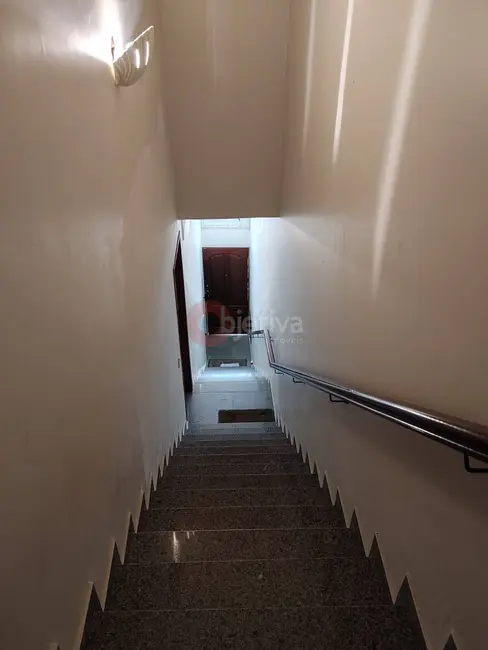 Casa com 3 quartos à venda, 210m2 em Centro, Cabo Frio - RJ - imagem 3 Foto 3 de Casa com 3 quartos à venda, 210m2 em Centro, Cabo Frio - RJ