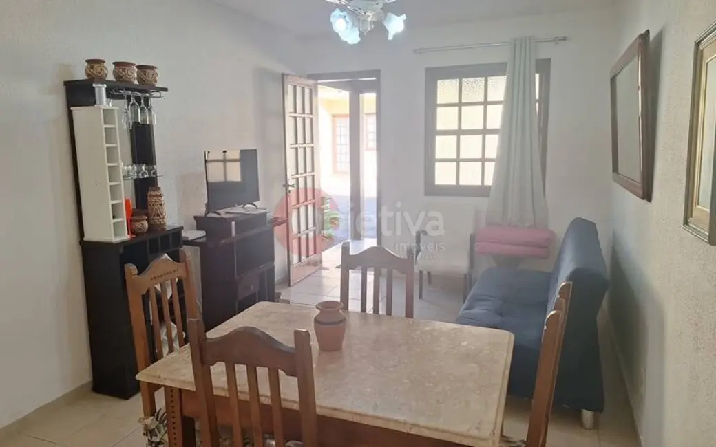 Casa com 2 quartos à venda, 70m2 em Ogiva, Cabo Frio - RJ - imagem 3 Foto 3 de Casa com 2 quartos à venda, 70m2 em Ogiva, Cabo Frio - RJ