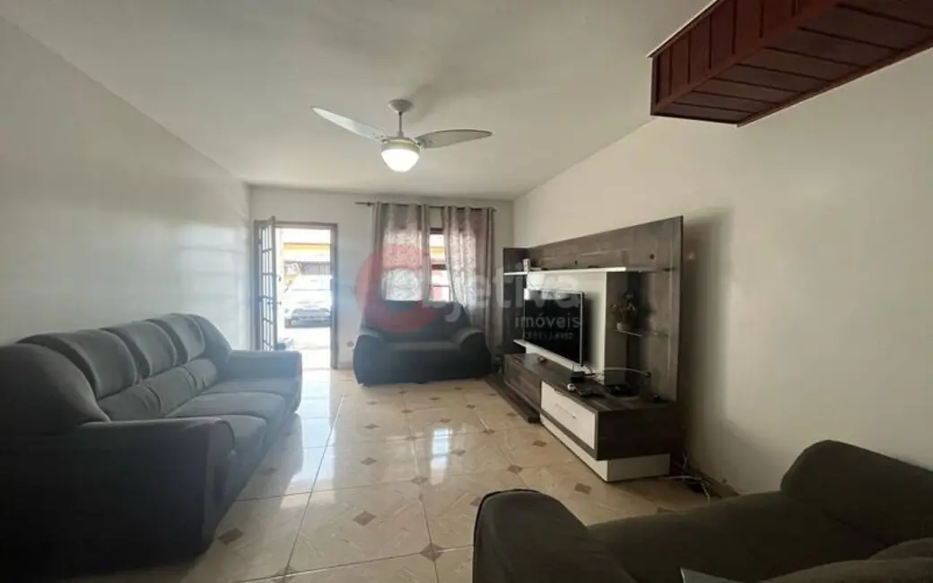 Foto 4 de Casa de Condomínio com 2 quartos à venda, 92m2 em Ogiva, Cabo Frio - RJ