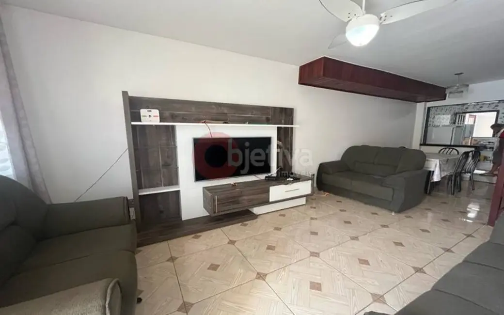 Foto 3 de Casa de Condomínio com 2 quartos à venda, 92m2 em Ogiva, Cabo Frio - RJ