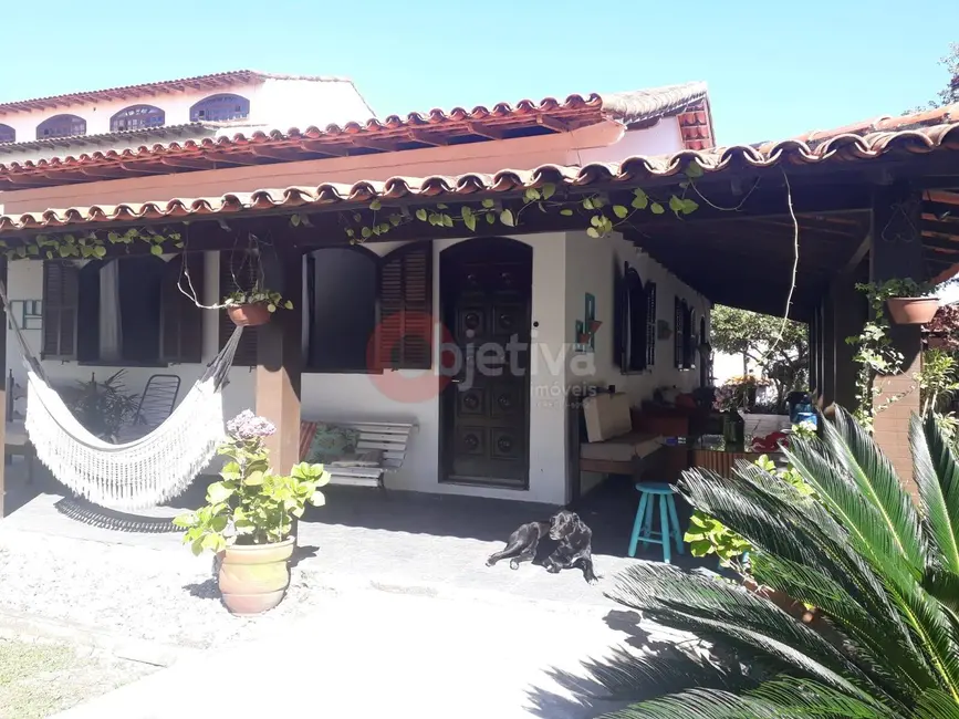 Casa com 3 quartos à venda, 940m2 em Peró, Cabo Frio - RJ - imagem 2 Foto 2 de Casa com 3 quartos à venda, 940m2 em Peró, Cabo Frio - RJ