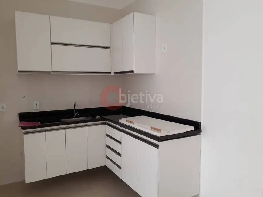 Foto 2 de Apartamento com 1 quarto para alugar, 55m2 em Braga, Cabo Frio - RJ