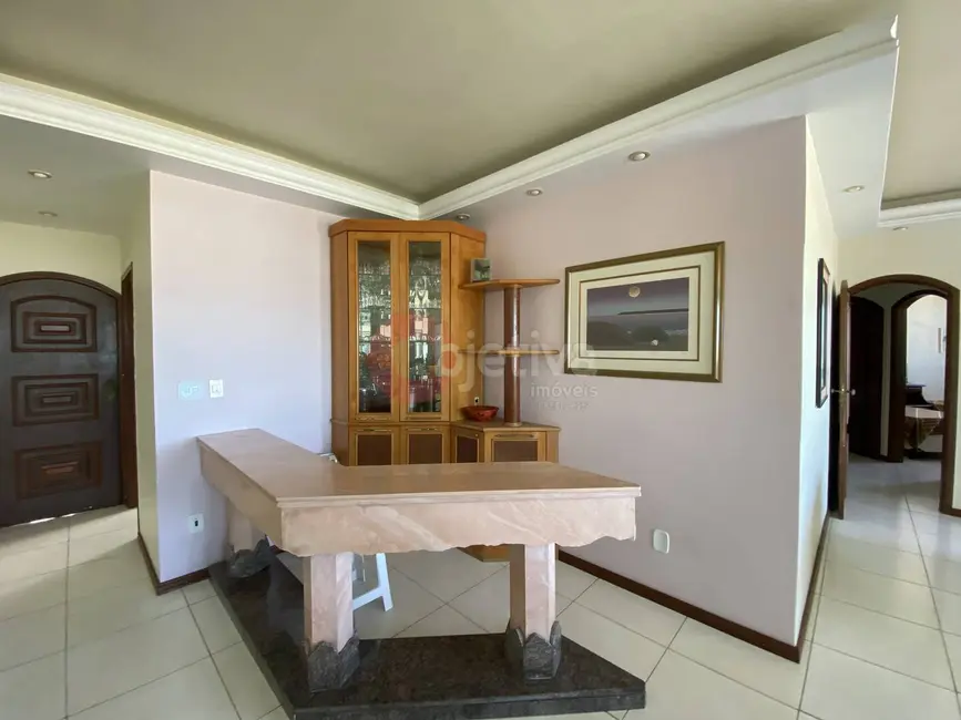 Foto 7 de Apartamento com 4 quartos à venda, 206m2 em Centro, Cabo Frio - RJ