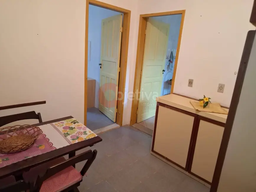 Casa com 3 quartos à venda, 300m2 em Cabo Frio - RJ - imagem 8 Foto 8 de Casa com 3 quartos à venda, 300m2 em Cabo Frio - RJ