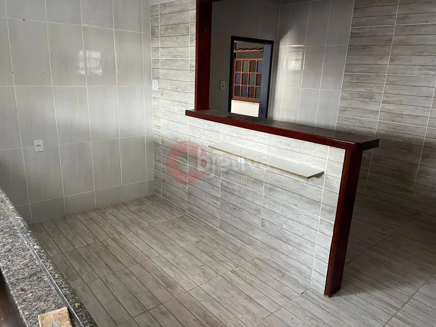 Casa com 3 quartos à venda, 400m2 em Balneário das Conchas, Sao Pedro Da Aldeia - RJ - imagem 8 Foto 8 de Casa com 3 quartos à venda, 400m2 em Balneário das Conchas, Sao Pedro Da Aldeia - RJ