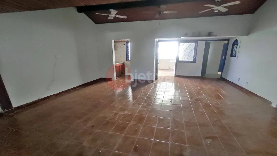 Casa de Condomínio com 3 quartos à venda, 90m2 em Palmeiras, Cabo Frio - RJ - imagem 2 Foto 2 de Casa de Condomínio com 3 quartos à venda, 90m2 em Palmeiras, Cabo Frio - RJ