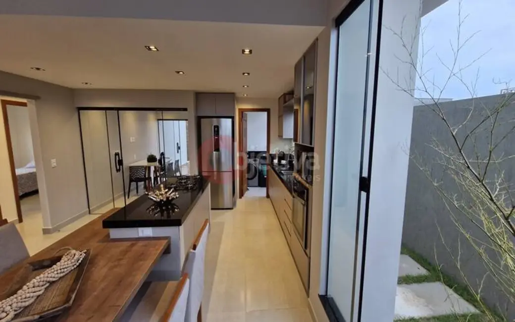 Foto 4 de Casa de Condomínio com 3 quartos à venda, 225m2 em Nova São Pedro, Sao Pedro Da Aldeia - RJ