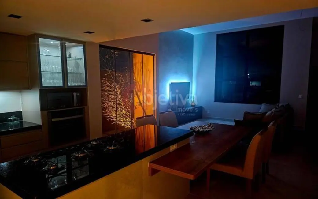 Foto 6 de Casa de Condomínio com 3 quartos à venda, 225m2 em Nova São Pedro, Sao Pedro Da Aldeia - RJ