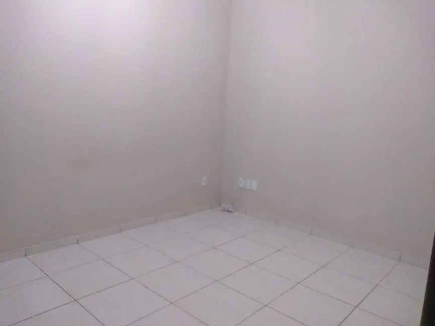 Foto 3 de Kitnet com 1 quarto para alugar, 30m2 em Peró, Cabo Frio - RJ