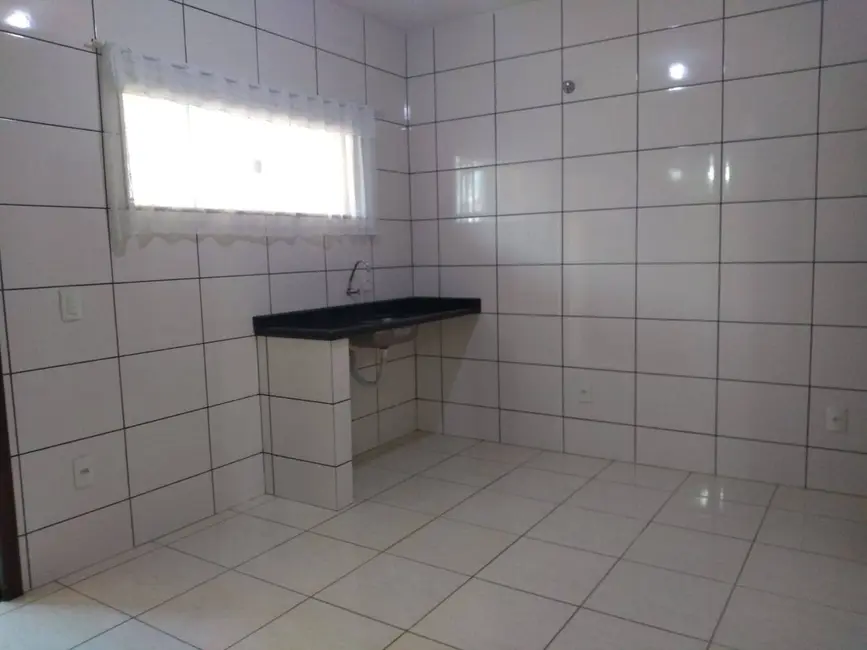 Foto 4 de Kitnet com 1 quarto para alugar, 30m2 em Peró, Cabo Frio - RJ