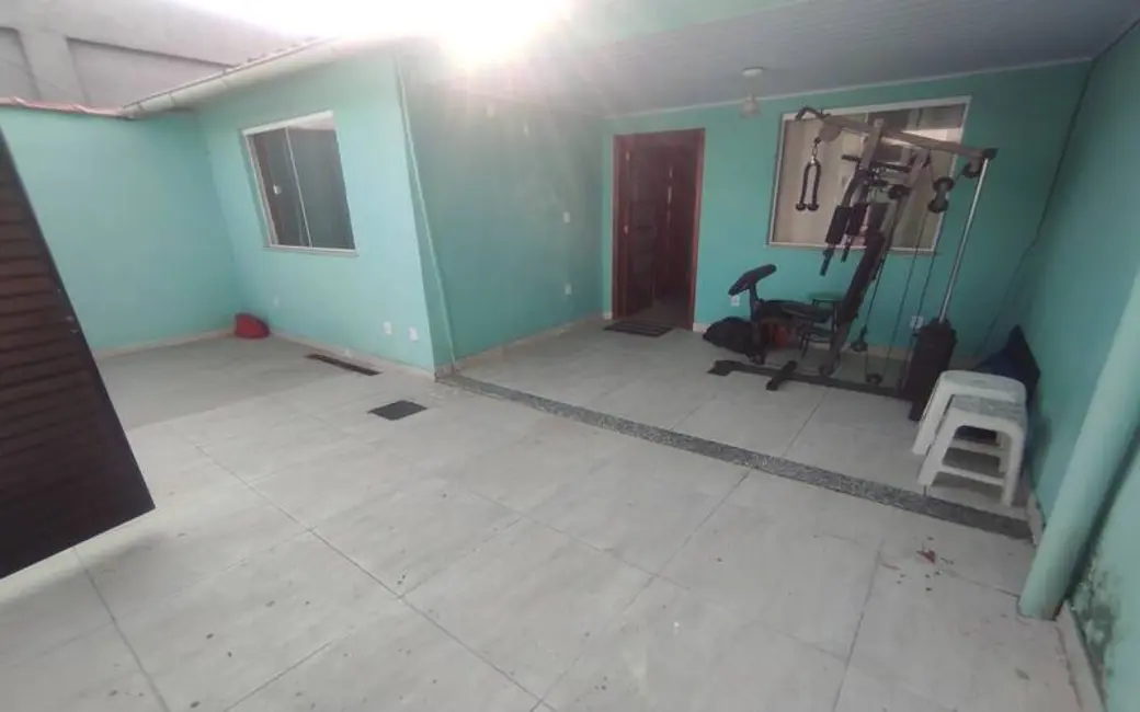 Foto 1 de Casa com 1 quarto à venda, 180m2 em Jardim Flamboyant, Cabo Frio - RJ