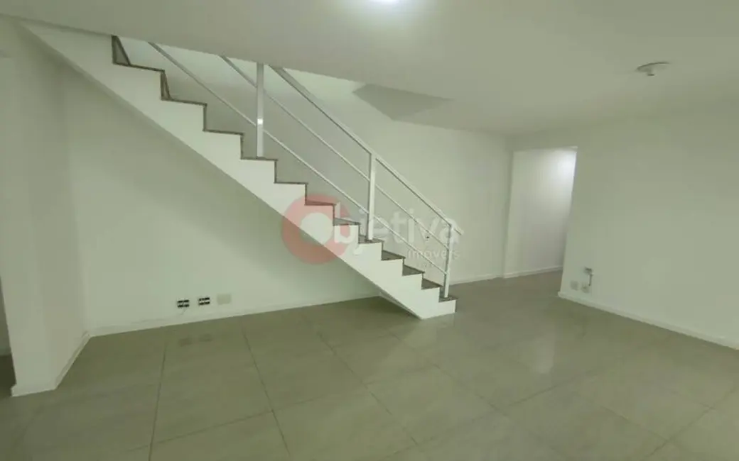 Cobertura com 3 quartos à venda, 150m2 em Passagem, Cabo Frio - RJ - imagem 4 Foto 4 de Cobertura com 3 quartos à venda, 150m2 em Passagem, Cabo Frio - RJ