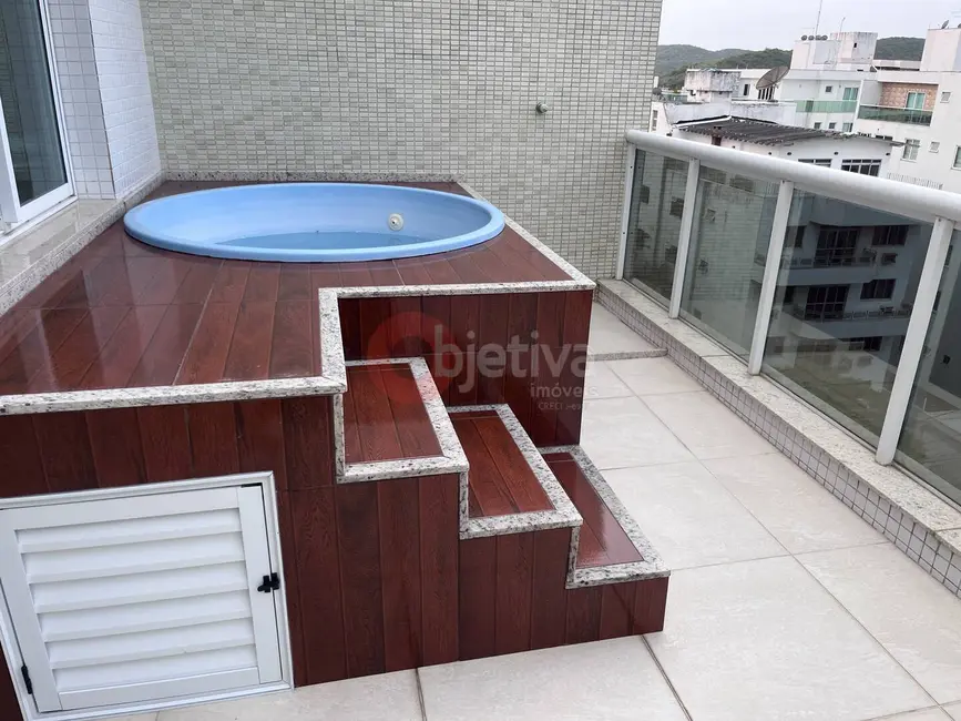 Foto 2 de Cobertura com 2 quartos à venda, 79m2 em Vila Nova, Cabo Frio - RJ