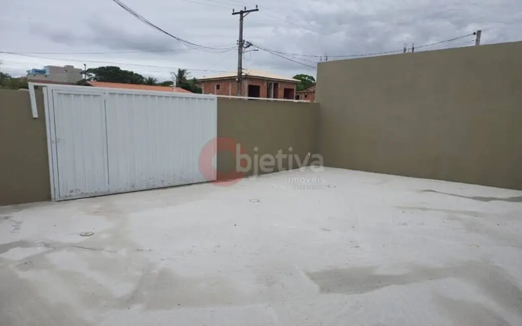 Foto 4 de Casa com 2 quartos à venda, 70m2 em Cabo Frio - RJ
