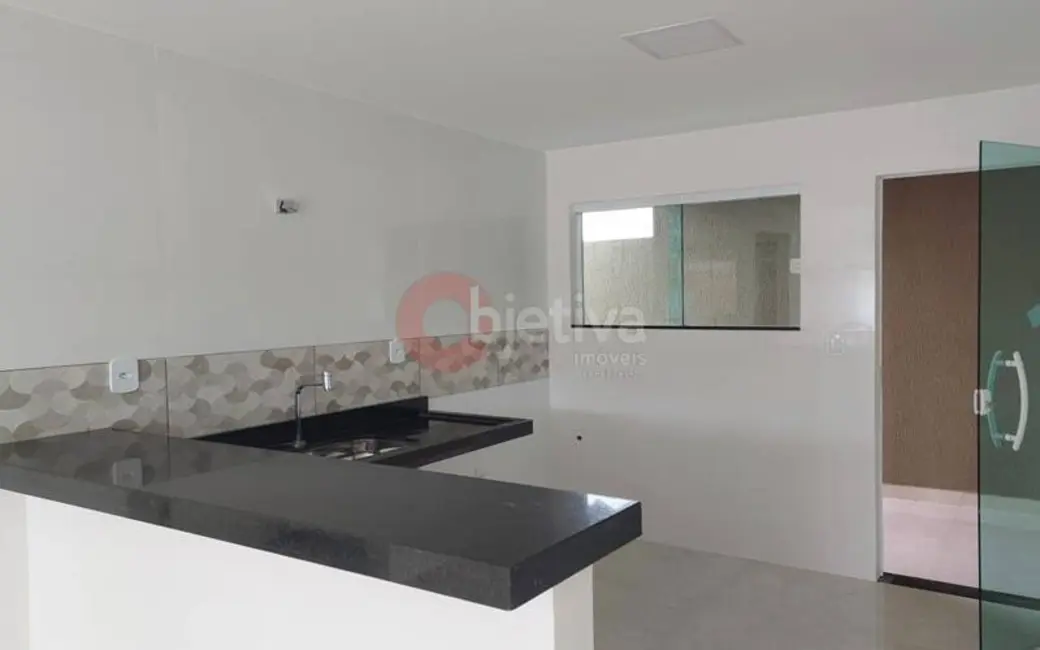 Foto 8 de Casa com 2 quartos à venda, 70m2 em Cabo Frio - RJ
