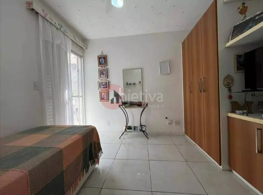 Foto 6 de Apartamento com 3 quartos à venda, 71m2 em Braga, Cabo Frio - RJ