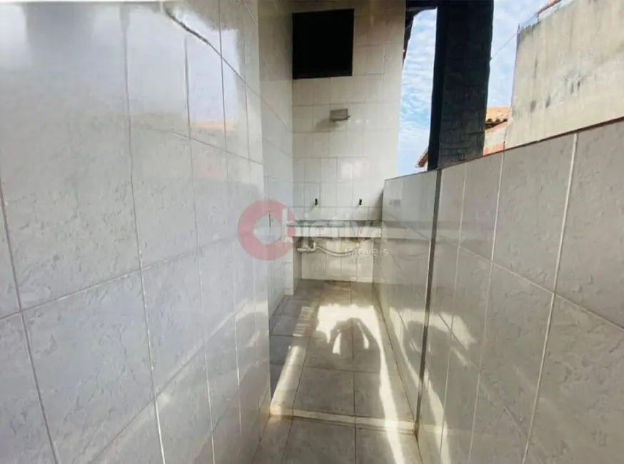 Casa com 4 quartos à venda, 360m2 em Jardim Excelsior, Cabo Frio - RJ - imagem 3 Foto 3 de Casa com 4 quartos à venda, 360m2 em Jardim Excelsior, Cabo Frio - RJ