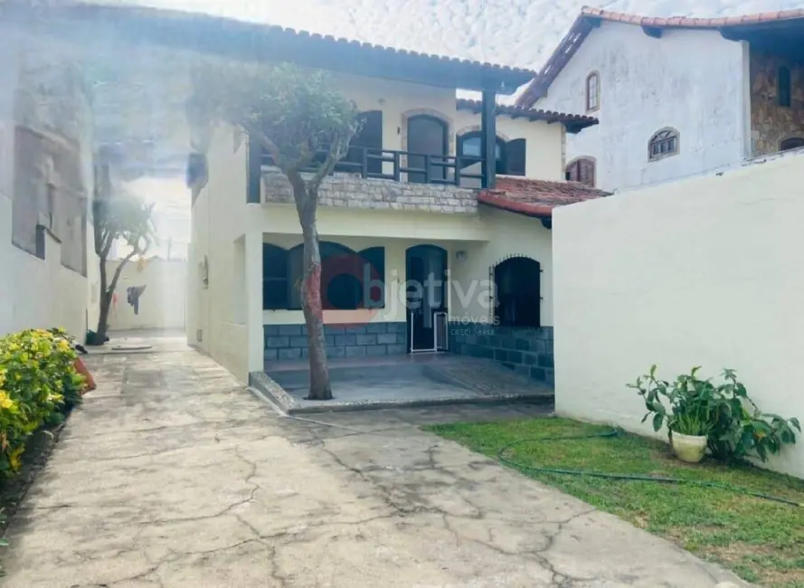 Foto 1 de Casa com 4 quartos à venda, 360m2 em Jardim Excelsior, Cabo Frio - RJ