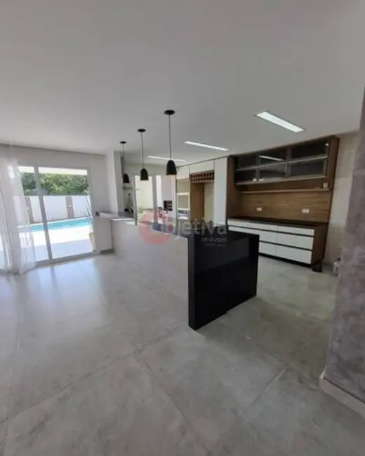Foto 5 de Casa com 4 quartos à venda, 267m2 em Foguete, Cabo Frio - RJ