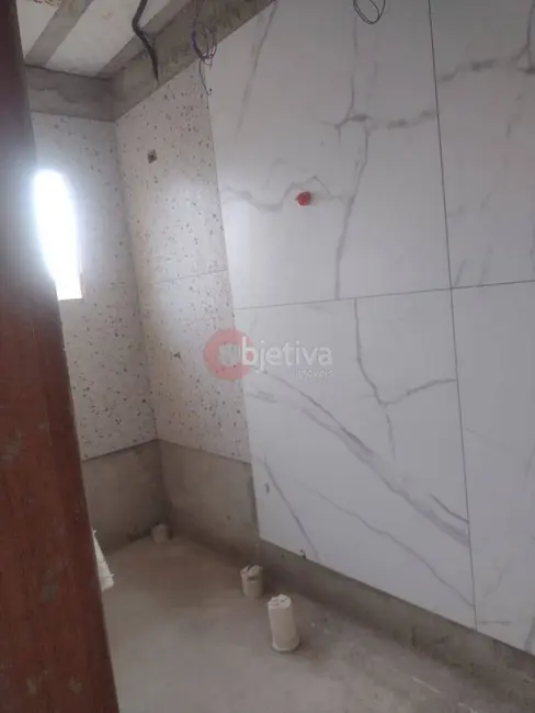 Foto 2 de Casa de Condomínio com 3 quartos à venda, 384m2 em Ogiva, Cabo Frio - RJ