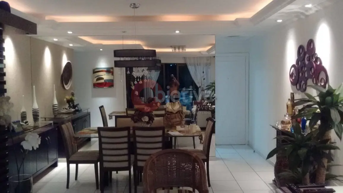 Foto 4 de Apartamento com 3 quartos à venda, 106m2 em São Bento, Cabo Frio - RJ