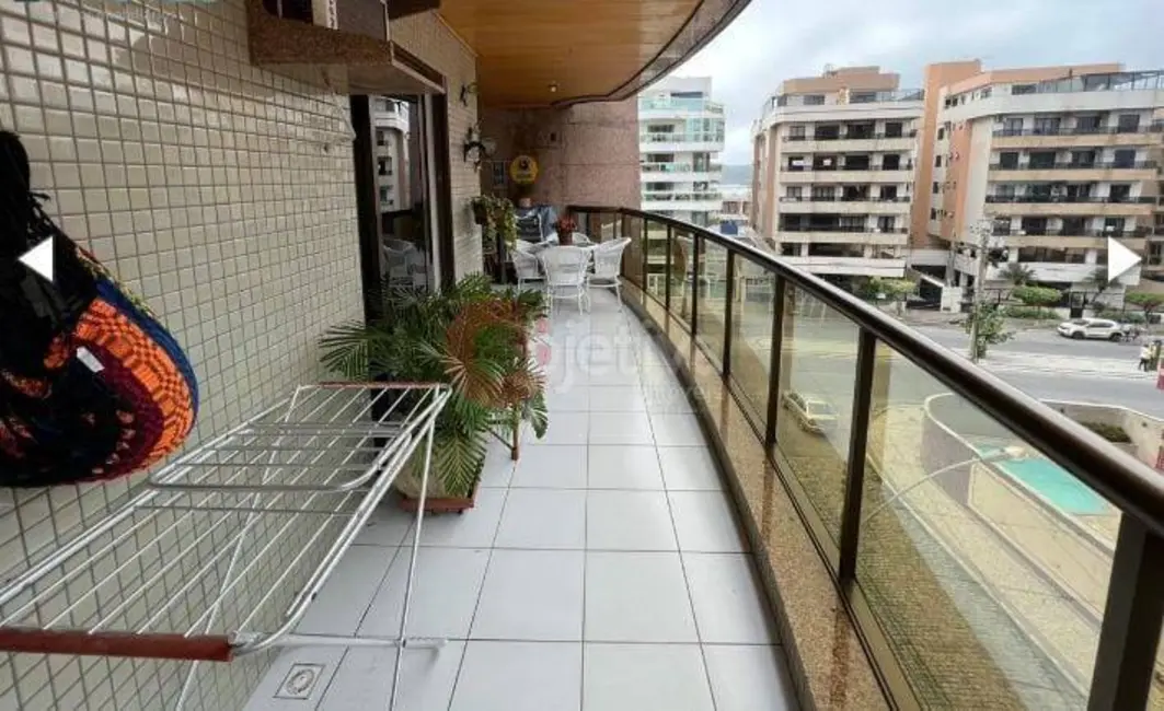 Foto 8 de Apartamento com 3 quartos à venda, 106m2 em São Bento, Cabo Frio - RJ