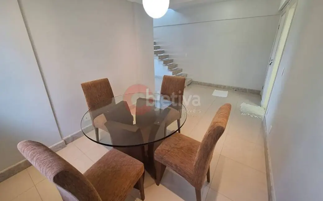 Foto 3 de Cobertura com 2 quartos à venda, 133m2 em Centro, Cabo Frio - RJ