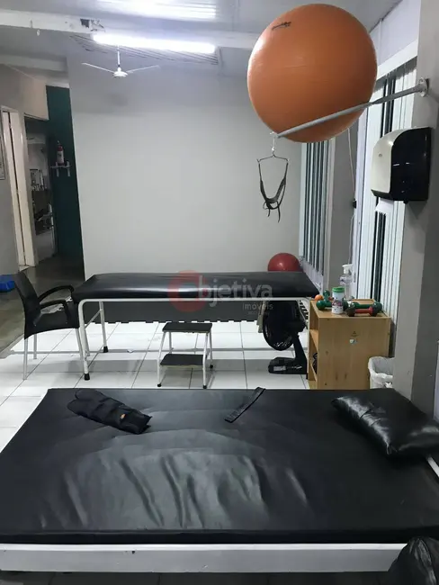 Loja para alugar, 281m2 em Centro, Cabo Frio - RJ - imagem 8 Foto 8 de Loja para alugar, 281m2 em Centro, Cabo Frio - RJ