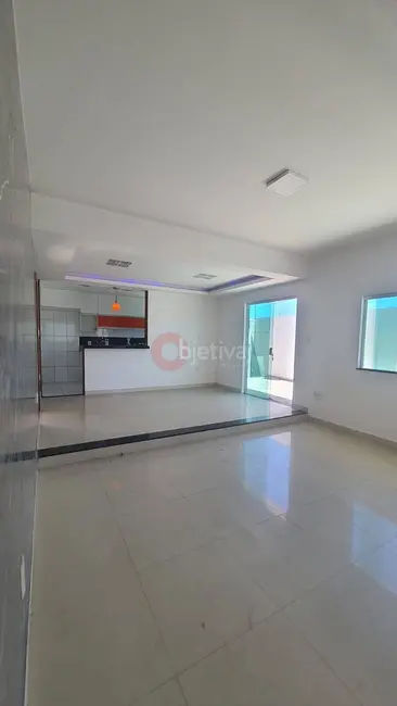 Casa com 3 quartos à venda, 240m2 em Jardim Excelsior, Cabo Frio - RJ - imagem 3 Foto 3 de Casa com 3 quartos à venda, 240m2 em Jardim Excelsior, Cabo Frio - RJ