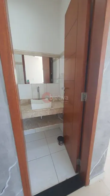 Casa com 3 quartos à venda, 240m2 em Jardim Excelsior, Cabo Frio - RJ - imagem 8 Foto 8 de Casa com 3 quartos à venda, 240m2 em Jardim Excelsior, Cabo Frio - RJ
