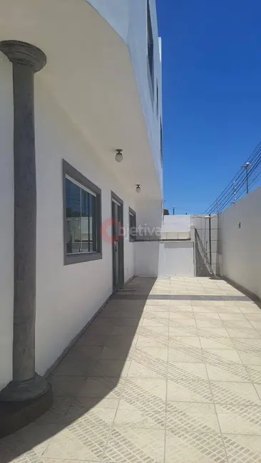 Casa com 3 quartos à venda, 240m2 em Jardim Excelsior, Cabo Frio - RJ - imagem 4 Foto 4 de Casa com 3 quartos à venda, 240m2 em Jardim Excelsior, Cabo Frio - RJ