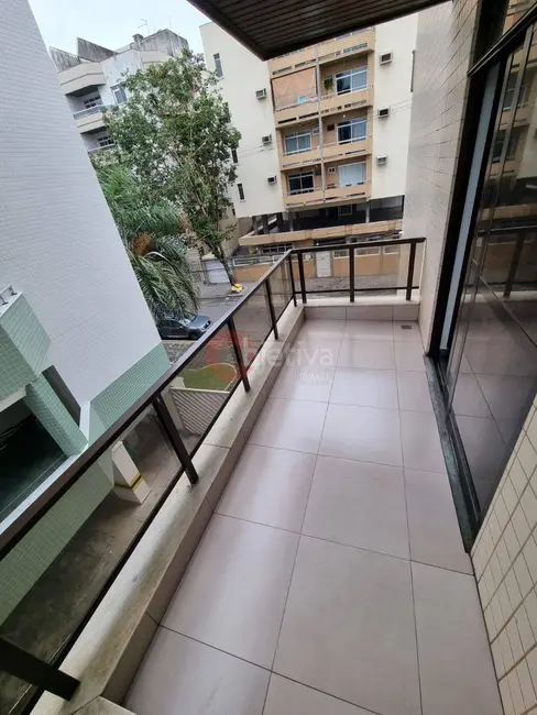 Foto 3 de Apartamento com 3 quartos à venda, 132m2 em Braga, Cabo Frio - RJ