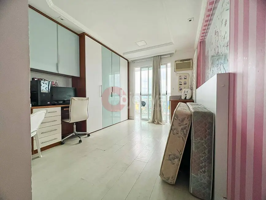 Foto 4 de Cobertura com 3 quartos à venda, 194m2 em Braga, Cabo Frio - RJ