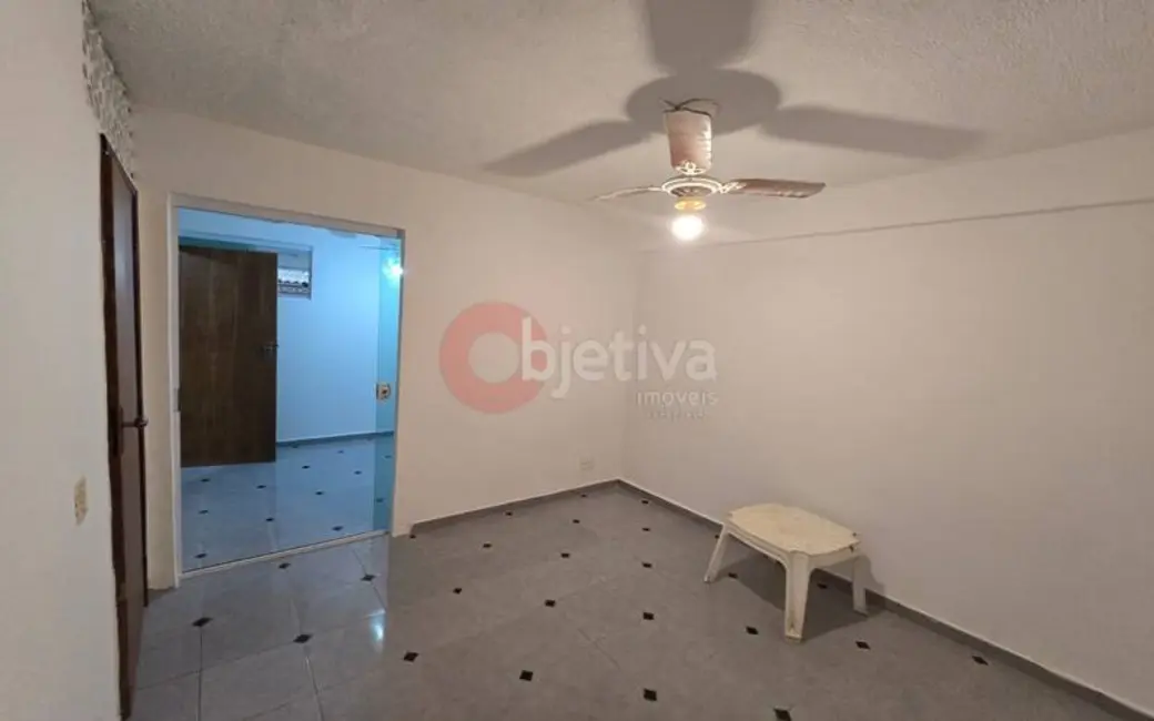 Foto 4 de Apartamento com 2 quartos para alugar, 70m2 em Jardim Flamboyant, Cabo Frio - RJ