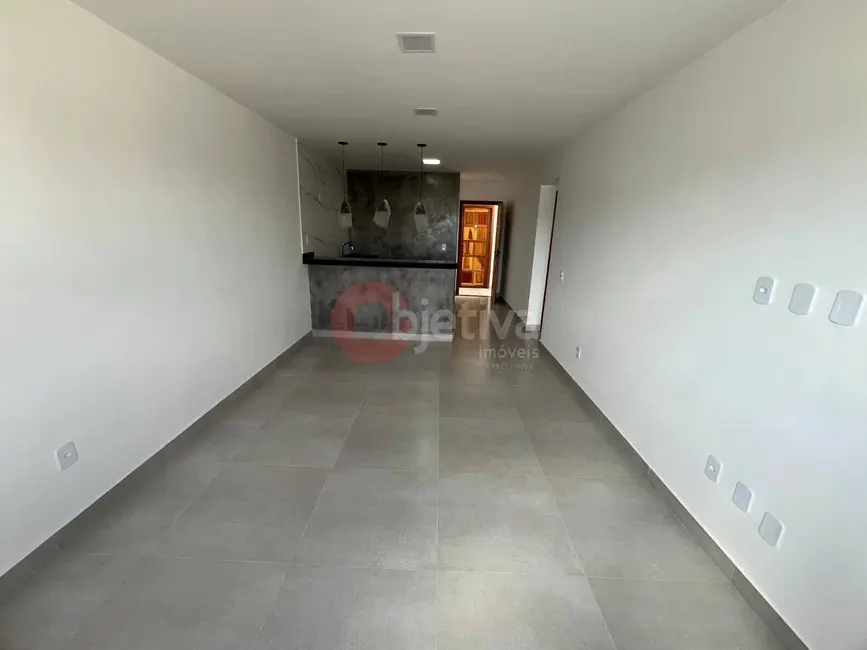Foto 2 de Apartamento com 2 quartos para alugar, 85m2 em Jardim Excelsior, Cabo Frio - RJ