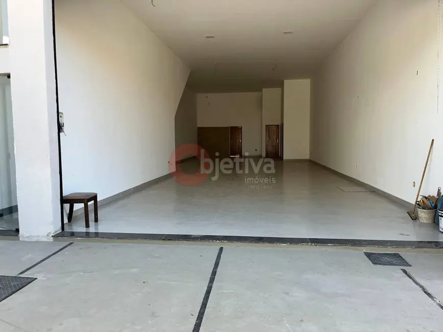 Foto 1 de Sala Comercial para alugar, 150m2 em Jardim Excelsior, Cabo Frio - RJ