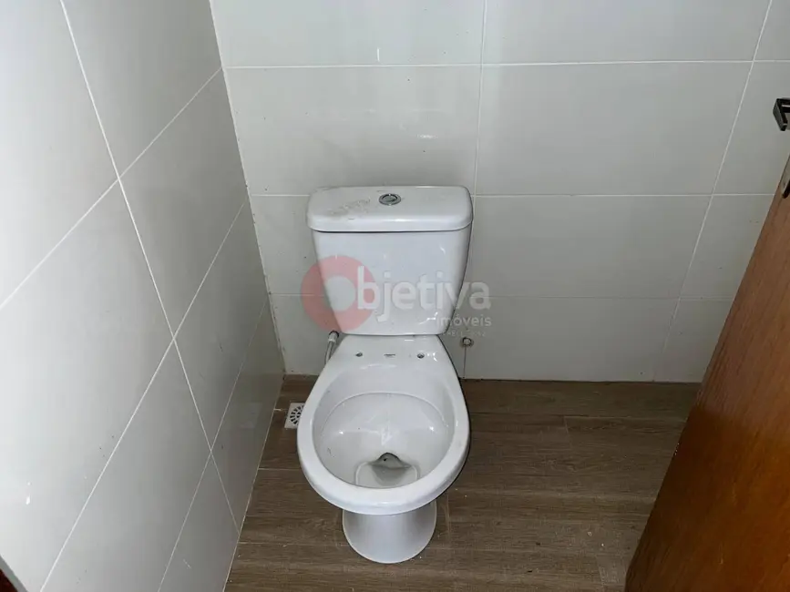 Sala Comercial para alugar, 150m2 em Jardim Excelsior, Cabo Frio - RJ - imagem 7 Foto 7 de Sala Comercial para alugar, 150m2 em Jardim Excelsior, Cabo Frio - RJ