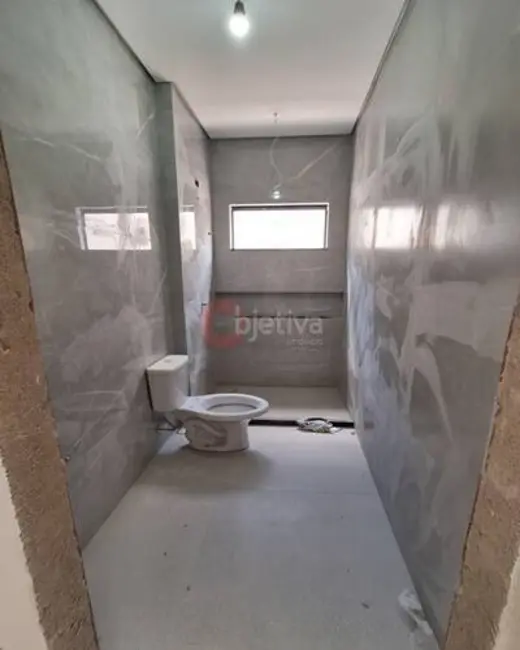 Foto 8 de Casa com 2 quartos à venda, 120m2 em Cabo Frio - RJ