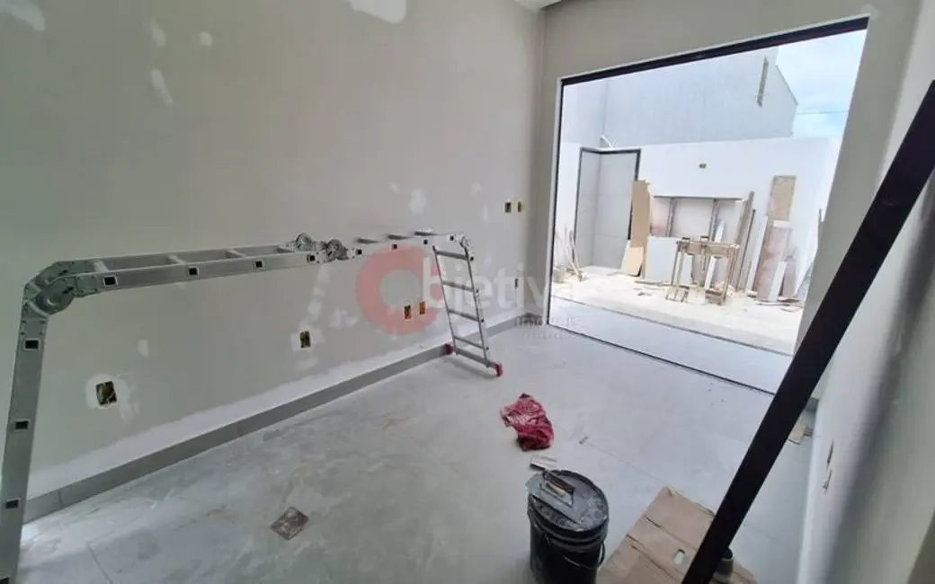 Foto 5 de Casa com 2 quartos à venda, 120m2 em Cabo Frio - RJ