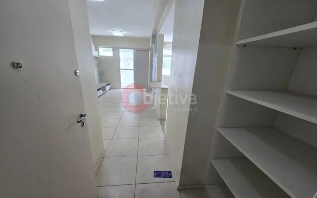 Foto 3 de Apartamento com 2 quartos para alugar, 75m2 em Parque Riviera, Cabo Frio - RJ