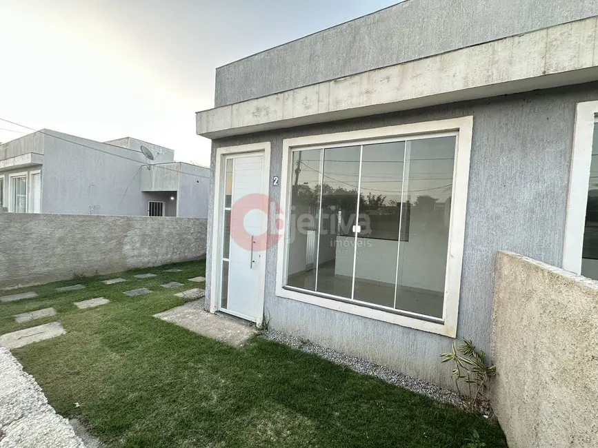 Foto 1 de Casa com 2 quartos à venda, 60m2 em Cabo Frio - RJ