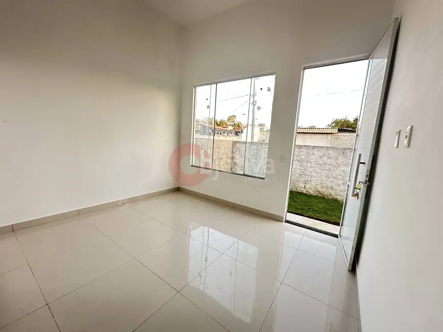 Foto 4 de Casa com 2 quartos à venda, 60m2 em Cabo Frio - RJ